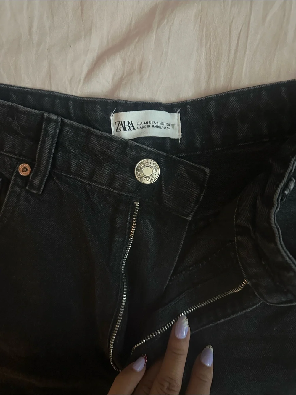 Zara Black High-Rise Denim Short Shorts